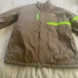 Columbia Men's green and grey Omni-Tech Waterproof Hooded Ski Jacket - large